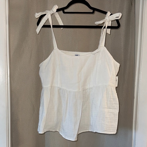Old Navy Tops - Old Navy Cream Camisole with Tie Straps